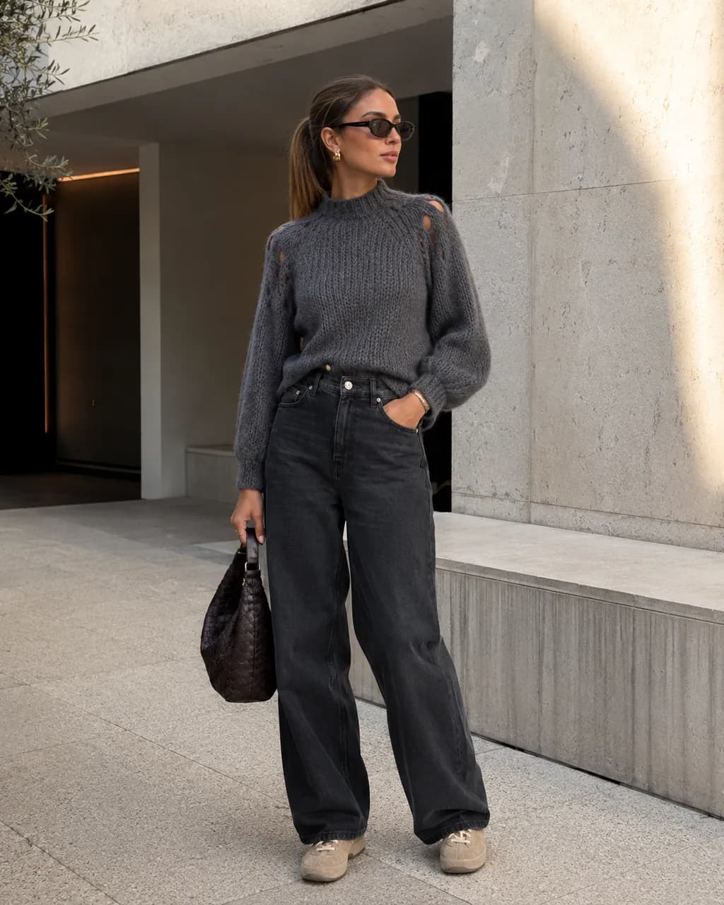 Estilo casual chic en tonos grises